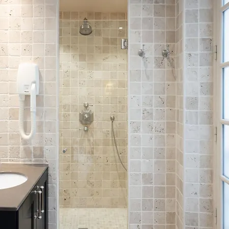 Hotell Saint-louis Marais Paris
